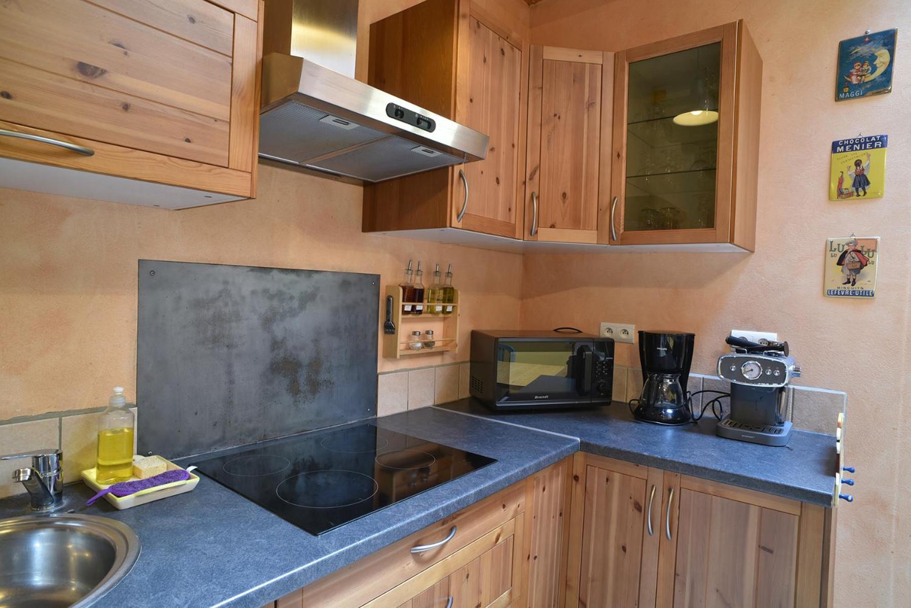 Le Douglas, Vignoble Et Reculees Du Jura - Avec Sauna Ferienhaus *