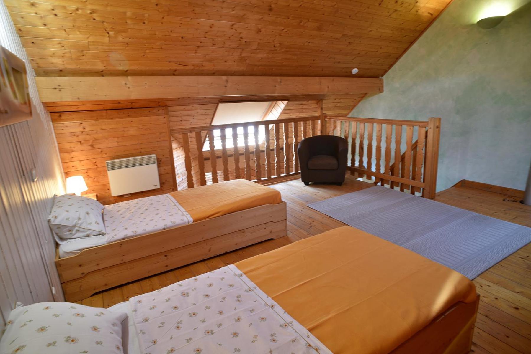 Ferienhaus Le Douglas, Vignoble Et Reculees Du Jura - Avec Sauna *
