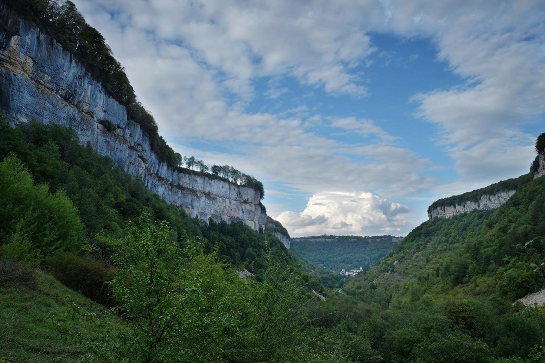 Le Douglas, Vignoble Et Reculees Du Jura - Avec Sauna Ferienhaus
